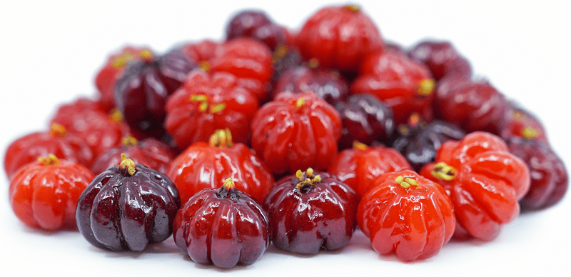 Fresh Surinam cherries