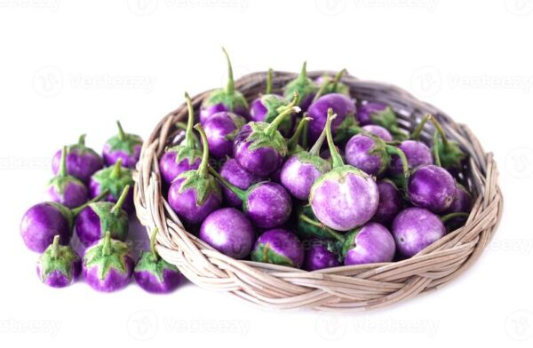 Purple round brinjals- 500 Grams Purple round brinjals